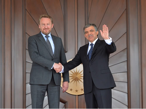 Bosna-Hersek Cumhurbaşkanlığı Konseyi Başkanı İzetbegoviç Çankaya Köşkü’nde